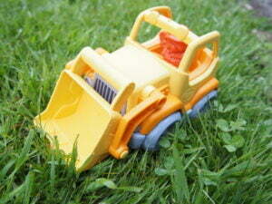 Houten speelgoed beter voor het milieu